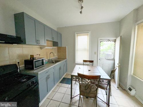 4429 Greene St, Philadelphia, PA 19144-3605