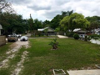 5901 Cherokee Ave, Tampa FL  33604-6713 exterior