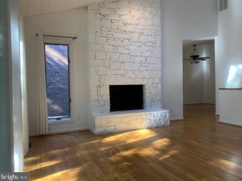 8108 Appalachian Ter, Rockville MD 20854-4050 exterior