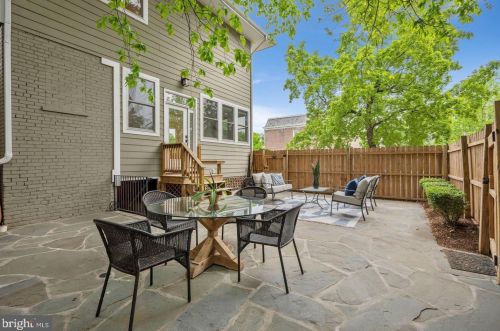 1533 Capitol St, Washington DC  20003-1508 exterior