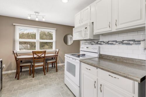 1122 Ferndale St, Saint Paul MN  55119-3623 exterior