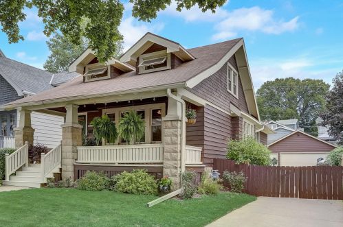 1540 53rd St, Milwaukee, WI 53208-2229