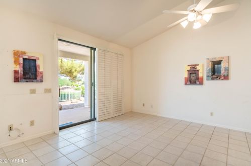 26014 Ribbonwood Dr, Chandler AZ  85248-8852 exterior