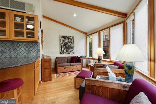 7308 Cedar Ave, Silver Spring MD 20912-4246 exterior