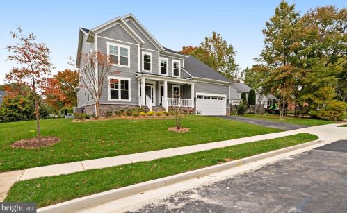 920 Darton Dr, Alexandria VA 22308-2021 exterior