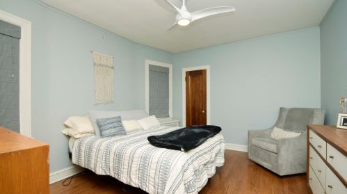 5515 Byron St, Chicago IL 60641-2518 exterior