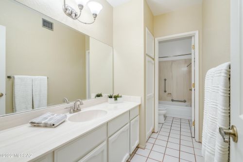 977 Palma De Pina, Tucson AZ 85704-3957 exterior