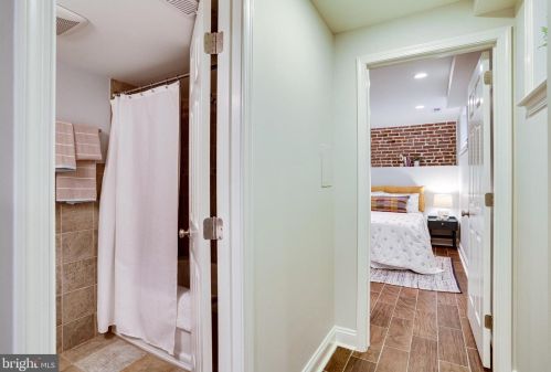 234 14th St, Washington DC  20003-2367 exterior