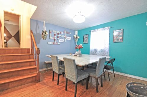 214 Lawrence St, Mishawaka IN 46545-6123 exterior