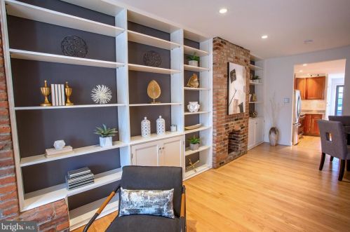 418 Capitol St, Washington DC  20003-4012 exterior