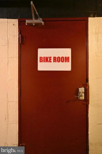 1727 Massachusetts Ave, Washington DC 20003-1639 exterior