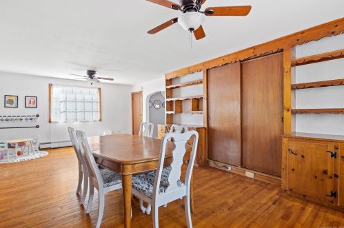 194 Mechanic St, Killingly CT 06239-1919 exterior