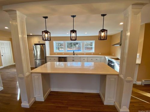 16 Daria Dr, Poughkeepsie NY 12603-5430 exterior