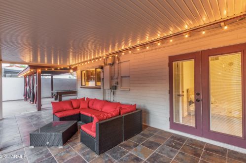 2214 7th Ave, Phoenix AZ 85007-1503 exterior