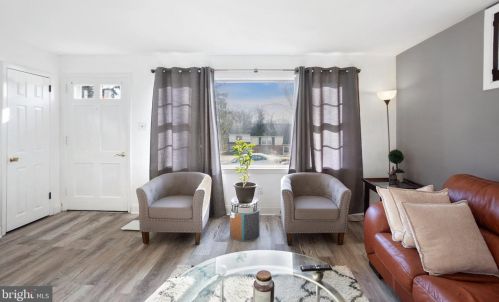 421 Manor Dr, Media PA 19063-5933 exterior