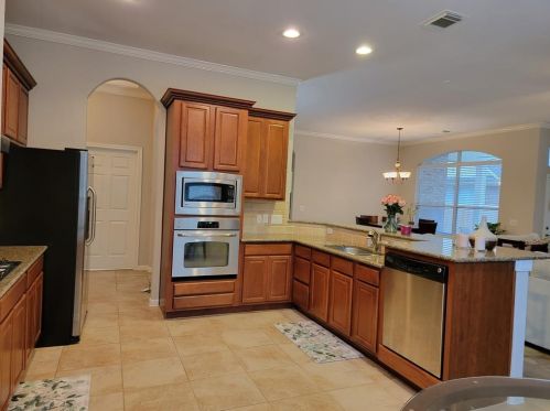 10206 Dover Fls Ct, Humble TX 77338-2844 exterior