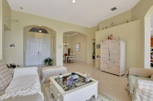 12121 Oakvista Dr, Boynton Beach FL 33437-6352 exterior