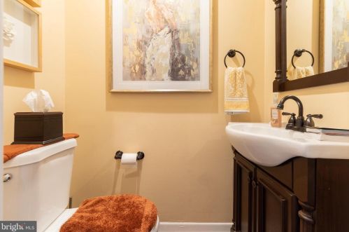 1509 Kater St, Philadelphia PA  19146-1621 exterior