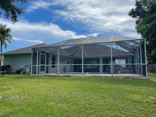 449 Airoso Blvd, Fort Pierce FL  34983-1254 exterior