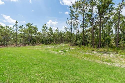 3535 58 Ave, Naples FL 34120-2656 exterior