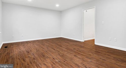 1205 Limerick Ct, Hummelstown PA  17036-9152 exterior