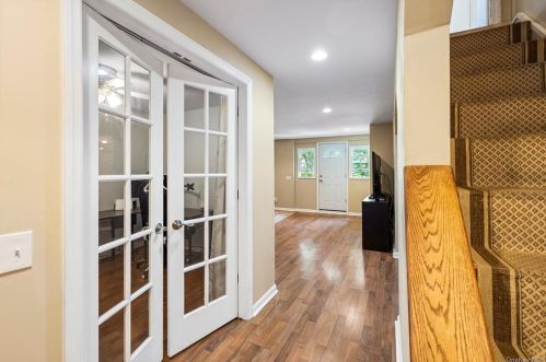 7 Empire Dr, Patterson NY 12563-2122 exterior