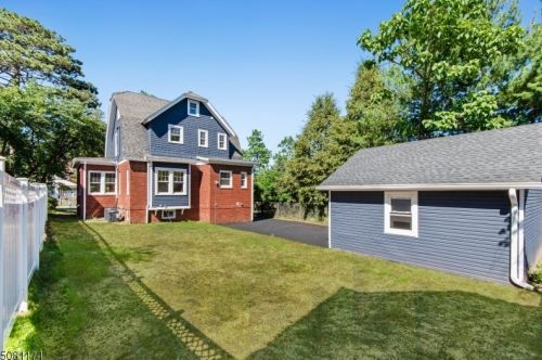 192 Gregory Pl, Town Center NJ  07052-3952 exterior