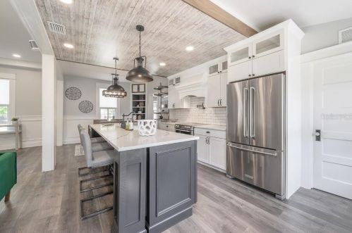 402 Amelia Ave, Tampa FL 33602-1804 exterior