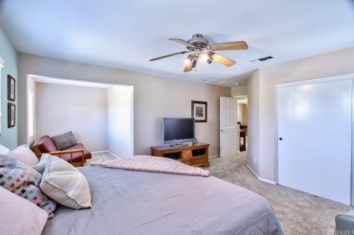 31929 Avenida Enrique, Temecula CA 92591-2145 exterior