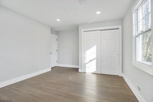 67 Shawnee Trl, Wharton NJ  07885-2925 exterior