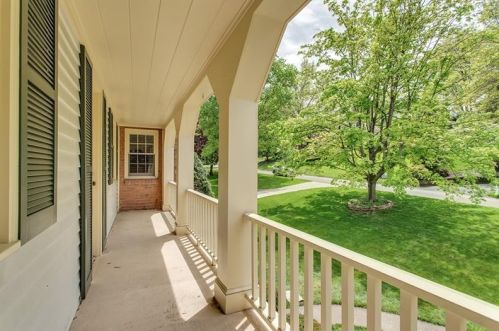 1505 Candlewood Dr, Pittsburgh PA 15241-2907 exterior