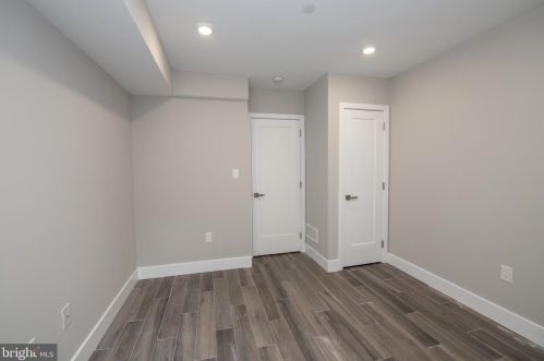 2213 Emerald St, Philadelphia PA 19134-3548 exterior