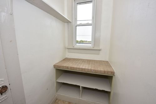 3460 Holton St, Milwaukee WI 53212-2935 exterior