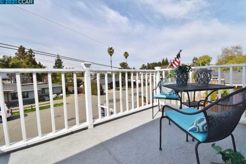 1134 Crowe Pl, Concord CA 94518-1713 exterior