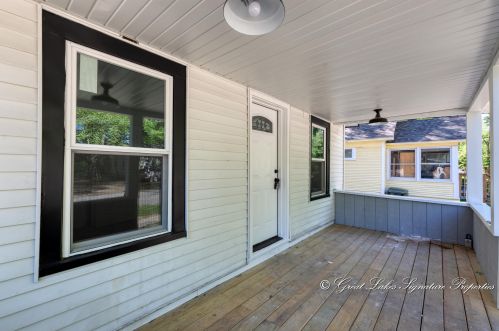 1632 Dyson St, Meskegon MI  49442-5722 exterior