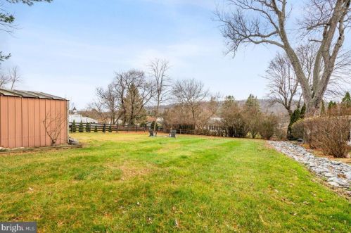 25514 Military Rd, Highfield, MD 21719-1941