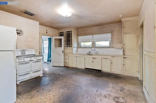 444 Jackson St, San Jose CA 95112-5101 exterior