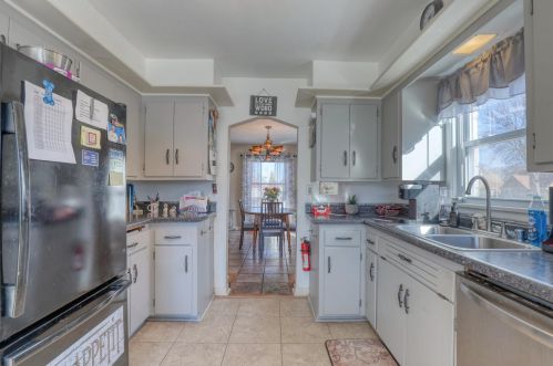 3223 38, Milwaukee WI 53215-2316 exterior