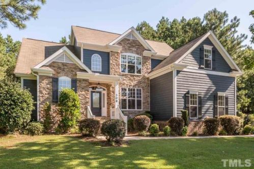 308 Cedardale Ct, Clayton, NC 27520-5560