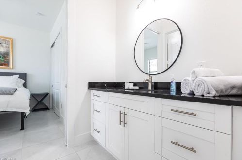 803 106 Ave, Naples FL 34108-1846 exterior