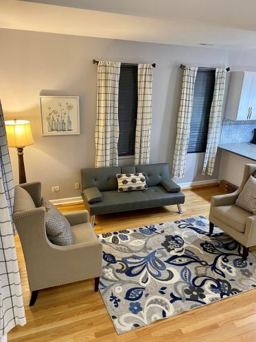 1450 Talman Ave, Chicago IL 60625-2823 exterior