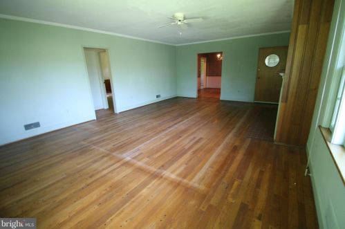 810 Lions Back Dr, Huntingdon PA 16652-3024 exterior