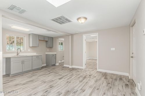 3907 Montecito St, Tucson AZ 85711-4817 exterior