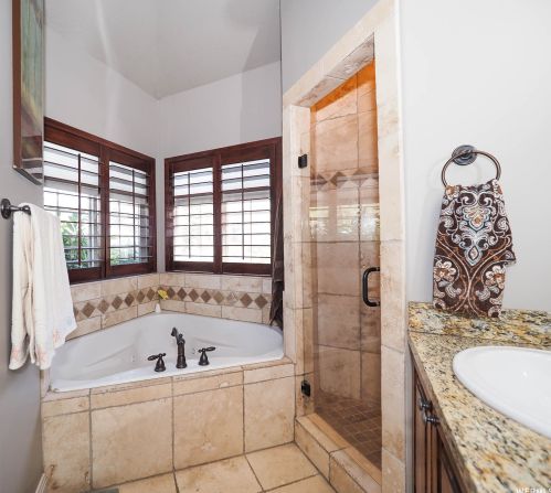 2161 Lorita Way, Sandy UT 84093-6514 exterior