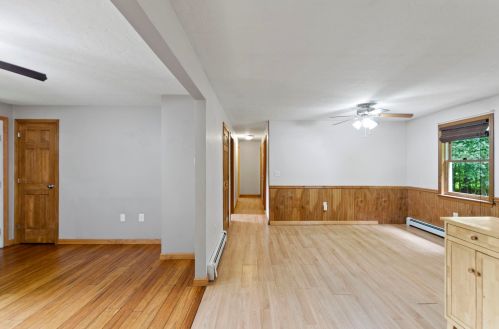 138 Sewalls Falls Rd, Concord, NH 03301-4725