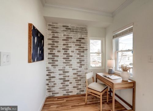 401 Delafield Pl, Washington DC  20011-6112 exterior