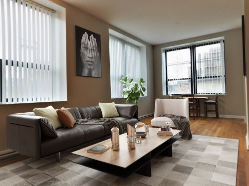 2343 Greenview Ave, Chicago, IL 60614-3040