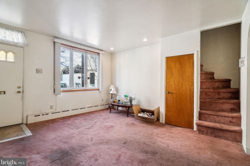 712 Carpenter St, Philadelphia PA 19146-3907 exterior