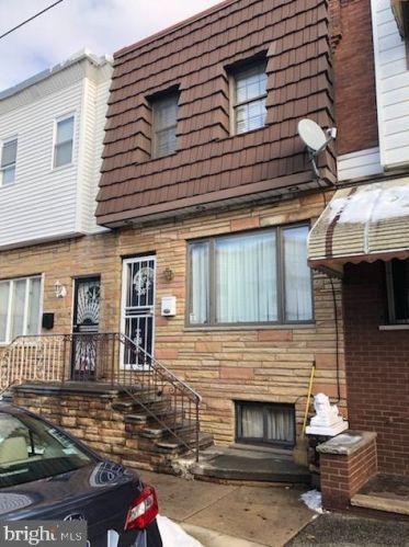 2619 11th St, Philadelphia, PA 19133-1402