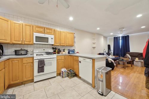 1614 2nd St, Philadelphia PA 19122-3324 exterior